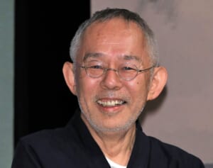 “タイ人女性にベタ惚れ報道”の鈴木氏がジブリの社長に復帰でファン騒然「不安しかない」