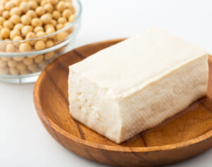 ついついやってしまう“豆腐の残念な食べ方”せっかくの健康効果が無駄に！