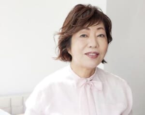 林真理子さん新刊エッセイ『四十雀（しじゅうから）、跳べ！』出版記念トークイベント開催！日本大学理事長に就任後のプライベートなお話も