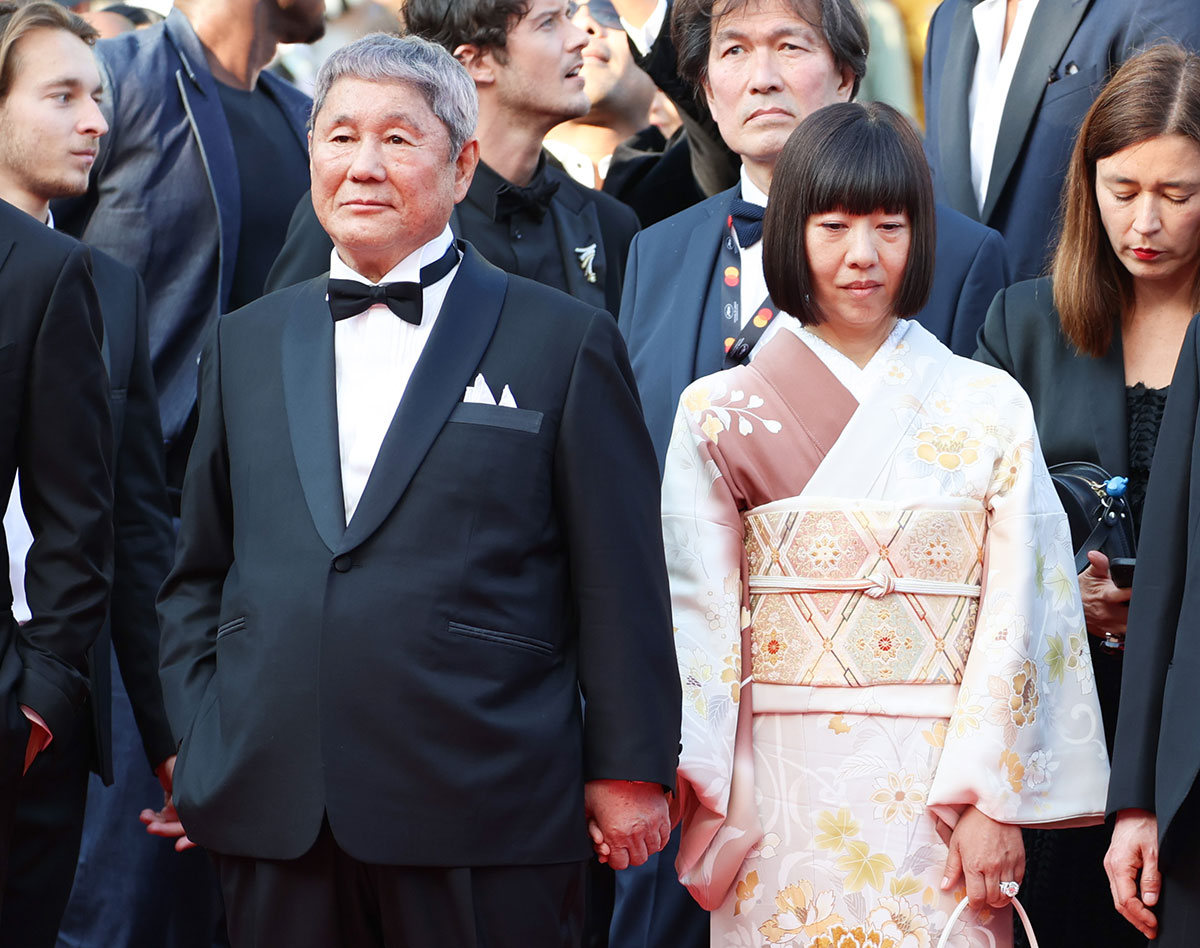 北野武 カンヌ映画祭に“手繋ぎ”登場の再婚妻に「この人が…」「溺愛」とネット驚き