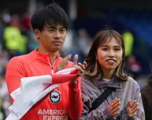 三笘薫 愛妻披露にネットほのぼの！語っていた「相手に合わせてディフェンス」の恋愛観