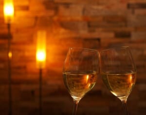 中島健人がデート提案「寝る前に部屋で一緒にワインを」