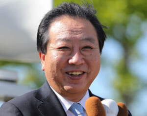 「世襲ボンボン政治家とモノが違う」立憲・野田佳彦元首相　無視されてもビラ配り続ける動画が拡散で評価爆上がり！維新・音喜多氏も称賛