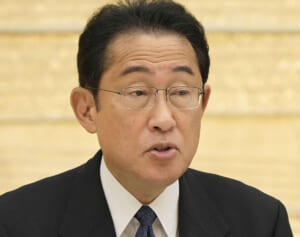 児童手当拡充でも「親世代の手取り減少」「負担増なのに少子化止まらない」と専門家