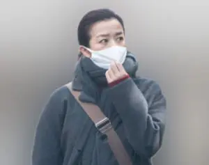 鈴木京香　パリコレで見せたイメージ覆す“激変ヘア”にSNS衝撃「イケイケで最高」