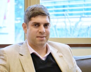 「優先席に座っていることに注意受けた」ジョージア駐日大使の告白が話題「空いている席に座ることは問題ない」と反論も