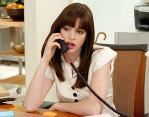 「給料安すぎ」リアル・プラダを着た悪魔！米Vogue編集長アシスタントの“超絶ハードな求人”が話題