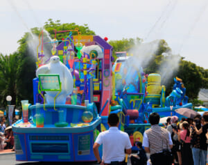東京ディズニーランド　40周年の夏は“びしょ濡れ”ならぬ“ずぶ濡れ”