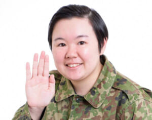 「給食以外食べないことが多くて」やす子が明かした“極貧幼少期”に広がる衝撃「胸がギュッとなる」