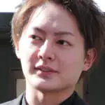 UFOキャッチャー景品取れず“犬系彼女”が号泣…人気カップルYouTuberの動画に賛否、“オチ”にも一部批判