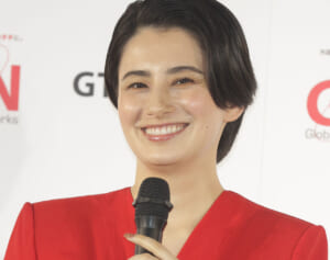 “彼氏と2ショット撮らない”ホラン千秋のリスク管理に出川哲朗はドン引き…ネットは「悲しい」「賢い」と賛否真っ二つ