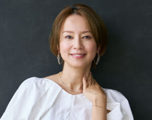 鈴木亜美「PTA活動でベルマークも集めています」デビュー25周年、3児ママの奮闘を語った