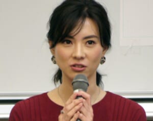 有名モデルの直筆結婚報告に「美文字が圧巻」「字が凄く達筆」　親友・北川景子も「美しすぎる」と絶賛