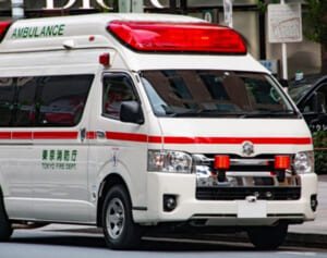 人気漫画家が高熱で救急要請に賛否勃発→謝罪…過去には“話を聞いてほしい”の要望も…必要性高まる「＃7119」の利用