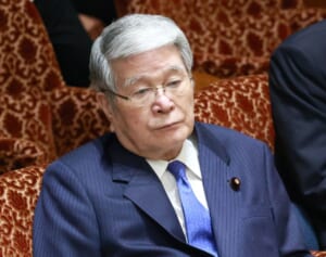 野村農水相（79）「汚染水」発言を謝罪もトンデモ釈明で火に油…高まる「政治家の定年制」導入論