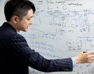 日本人唯一のマルタ騎士・武田秀太郎さん　IQ160の天才が抱えてきた“生きづらさ”