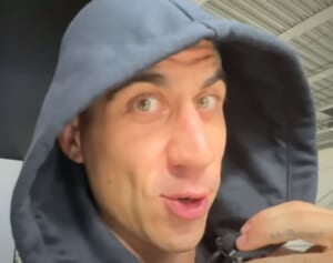 JR九州は警察に相談「無料で新幹線に乗る方法を教えます」無賃乗車の外国人YouTuberが大炎上