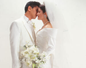 川﨑麻世＆カイヤ離婚成立…本誌が報じた33年前の“純白純真”ウェディング写真「衣装は100万円、ティアラは時価3千万円」