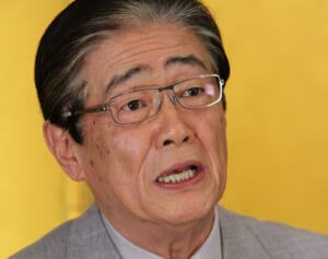 関口宏　『サンモニ』に批判の裏で続けていた闘病妻との終活…豪邸売却、免許証も返納