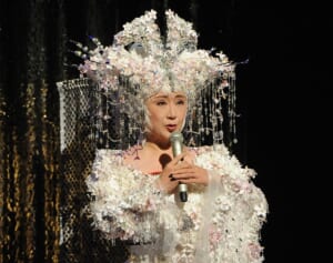 年末年始に見たいテレビ番組・1位『NHK紅白』に続き意外な2位は？