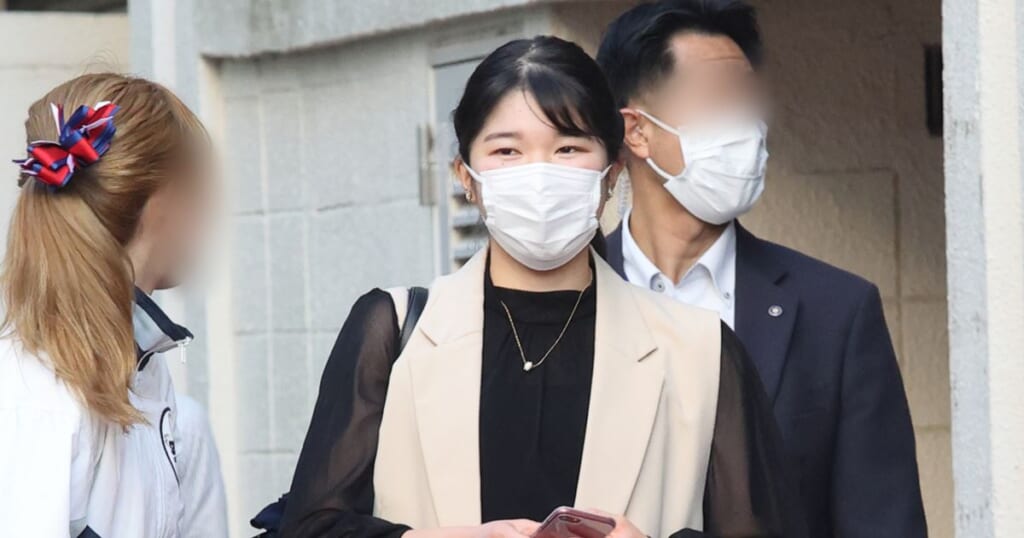 《エリザベート王女は両陛下の歓迎行事にも》欧州次期女王たちはWhatsAppでご交流…気になる愛子さまの「SNS事情」