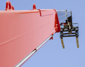 12歳少年が重機を盗み暴走、警察と1時間カーチェイス