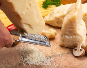 最新研究で判明した「毎日のチーズ」が認知機能におよぼす影響