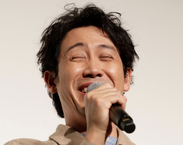 「内輪ノリすぎ」大泉洋 “歌手”としての紅白出場に広がる波紋　新曲発表はたった2週間前の『SONGS』で…