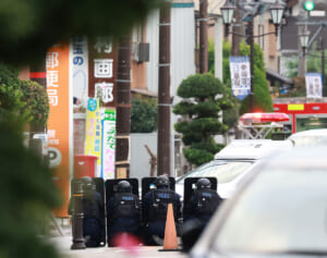 埼玉立てこもり事件で保育園も深夜まで待機…保育士明かすそれでも泣き出す園児が出なかったワケ