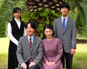 “家庭教師”と共同研究の悠仁さまトンボ論文　過去にもあった“職員動員”の話題作