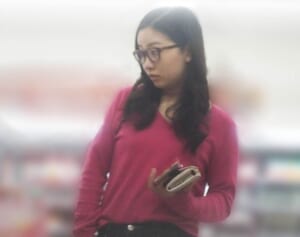 佳子さま29歳　ヒョウ柄パンプスにピンクニット！プライベートでもビビッドな私服姿