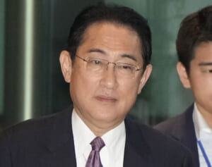 岸田首相「1千800万円“奢”リスト」に3つの怪