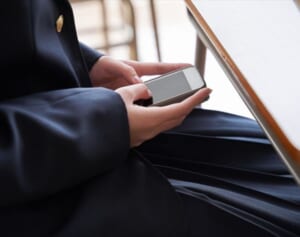 【n番部屋事件】「お兄さん」の要求は次第にエスカレートして…信頼を悪用するグルーミングの手口