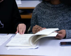 高校教師、性的関係持った女性生徒に「テストの解答と高成績」をプレゼント