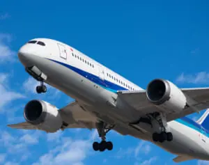 飛行機へのフットレスト持ち込みはルール違反？　JALとANAの利用規約を確認した