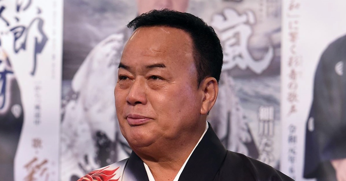 【画像・写真1枚目】「それはw反則w」細川たかし “独特”私服へのイジリにまさかの反応!「声出して笑った」ネット爆笑 | 女性自身