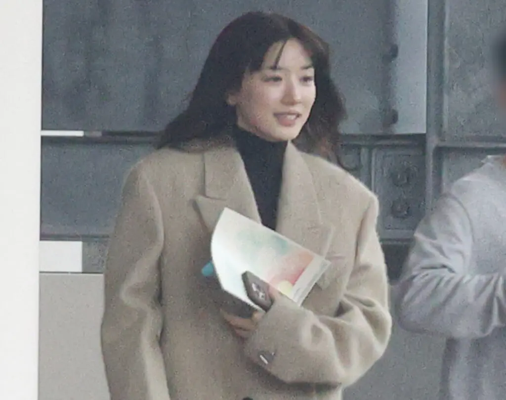 《次回作が決まらない》永野芽郁　元マネ男性と再び密会報道…“奔放”性格で女優業に暗雲【暇になるとビジュ激変】