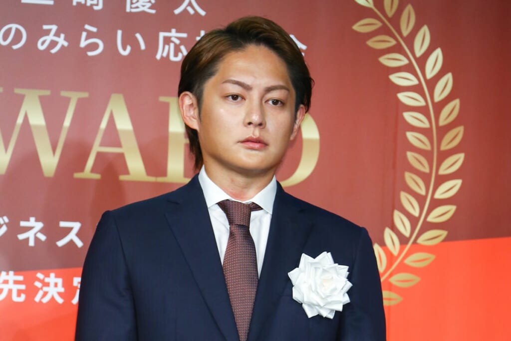 「国民を舐めるのもいい加減にしろ」青汁王子　岸田首相の二階元幹事長”不可解擁護”に怒り