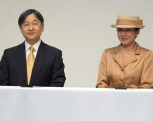 雅子さま　天皇陛下に「毎日の晩酌を控えて」と勧められ…ご即位前から続く“健康ケア”