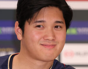 「明日お知らせが」「ビッグニュース」大谷結婚発表直前に人気俳優が意味深投稿