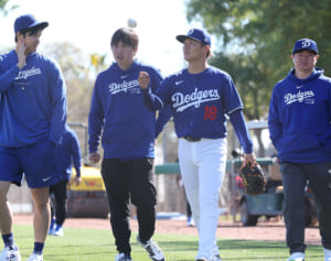 元ハリウッド照明技師で『スパイダーマン』にも参加…大谷翔平も慕う山本由伸の通訳の驚愕経歴