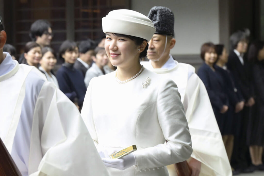 伊勢神宮参拝の愛子さま　外宮到着時には土砂降りが一転青空に！SNSは「奇跡のよう」と感動