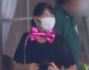 愛子さま　祝大学ご卒業！映画鑑賞にダブルデート、巨大蝶ネクタイ…4年間の“素顔”アルバム