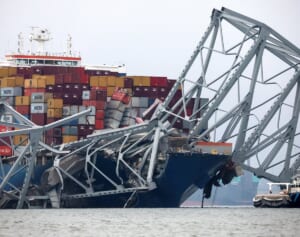 ボルティモア橋崩落事故、水中から2人の遺体を回収