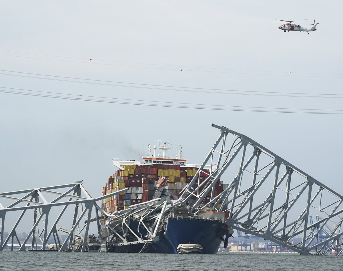 「恐ろしすぎる」米・ボルチモアの橋にコンテナ船が衝突　映像に映った“崩落の瞬間”に日本でも衝撃