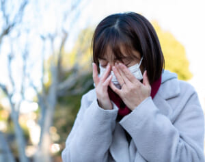 どうにかしたい…毎日の花粉症の「辛い」を30秒で改善するツボ