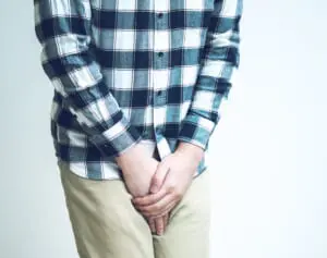 医師が解説！　大物芸人がモヤモヤする「座りション」の悩みを解消する「ワンプッシュ術」