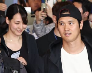 「義両親と観戦」の大谷妻と「親族にも紹介されなかった」羽生元妻…嫁姑関係の決定的な違い