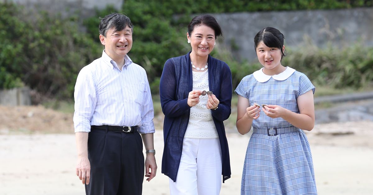 画像・写真10枚目】天皇ご一家 仲睦まじい日常を彩る装いをプレイ