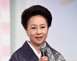 山本陽子さん　初演劇賞の賞金も全額寄付…大女優が30年続けていた「盲導犬育成支援」